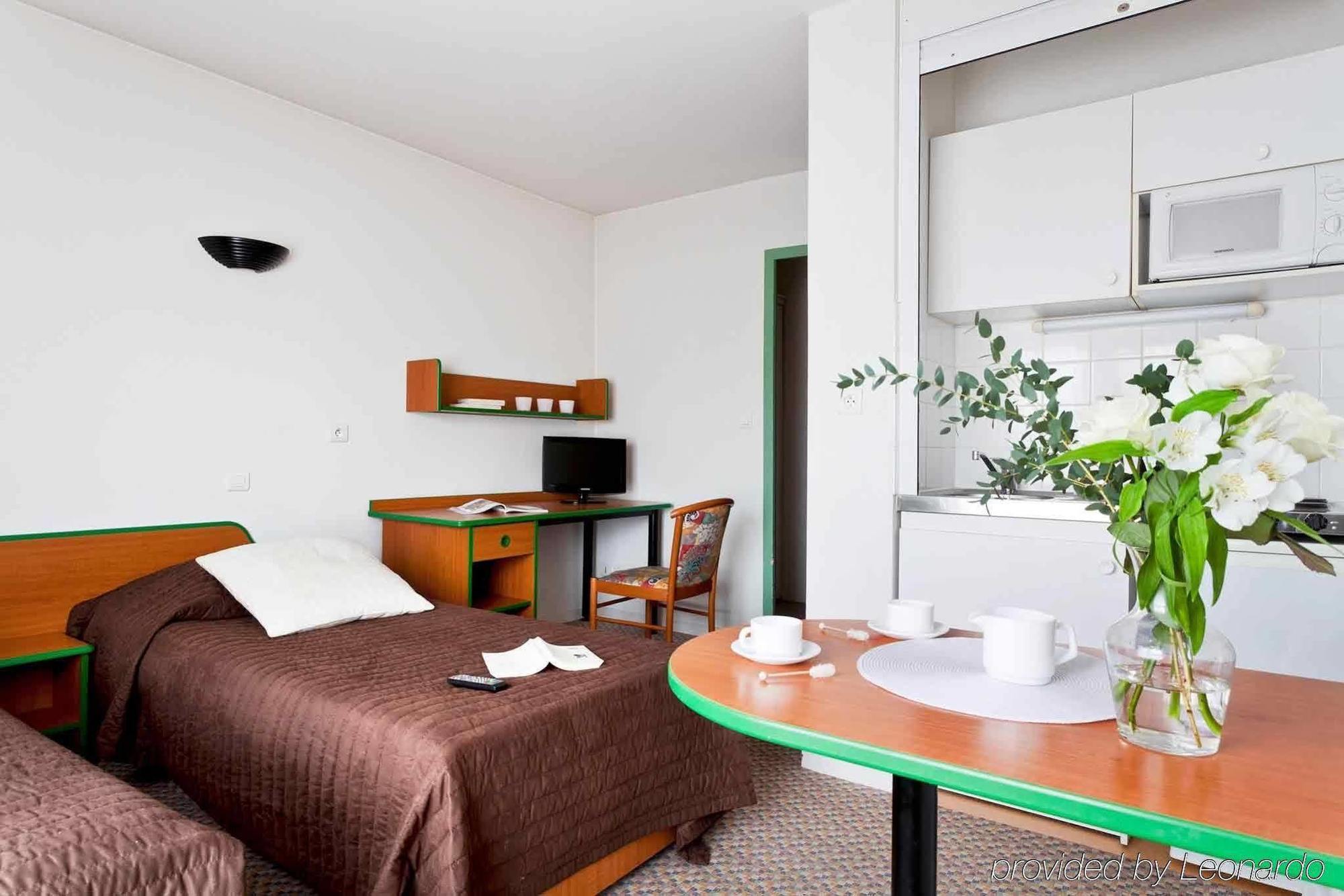 Appart'Hotel Laureades Clermont-Ferrand Centre Jaude Exterior photo